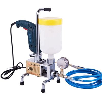 Máquina de inyección de cementos con manguera de plástico para impermeabilización