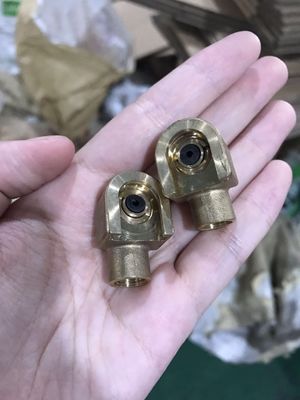 Boquilla conveniente y fácil de acoplar para conexión de envasadores de inyección de cabeza plana